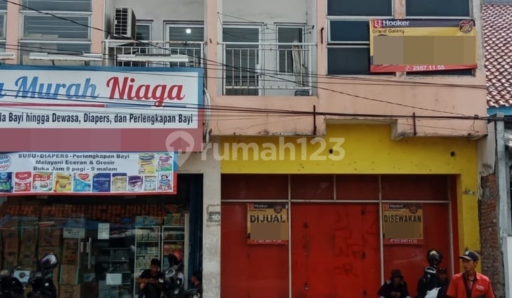 Ruko 3 Lantai di Jalan Raya Karawang
