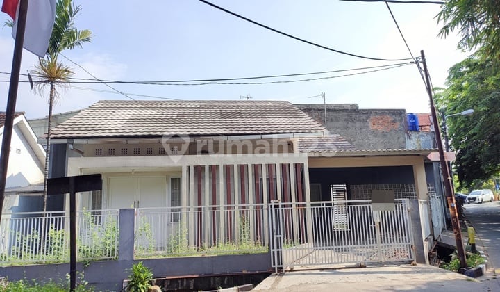 Disewakan Rumah Hook Dekat Lrt di Jakasampurna Bekasi
