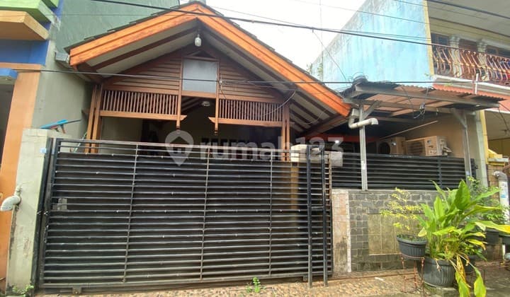 Dijual Rumah 2 Lantai Dekat Pusat Kota dan Stasiun Cakung di Bintara Bekasi