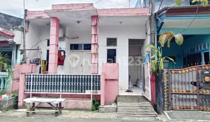 Dijual Rumah Strategis Dekat Stasiun Bekasi di Duren Jaya Bekasi