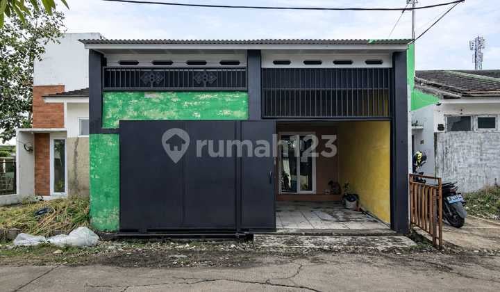 Dijual Rumah Strategis Dekat Kawasan Industri di Karangbahagia Bekasi