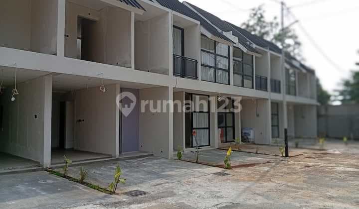 Promo Rumah 2 Lantai Harga Selantai Bebas Banjir