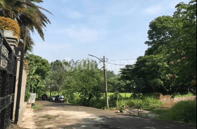 Lahan Istimewa Lt 4.645 Sqm di Komplek Elit, Cinere, Depok