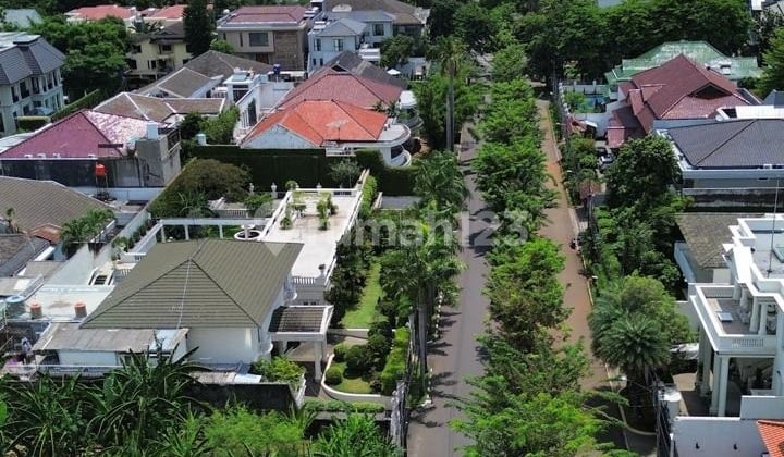 Tanah Premium T E R L U A S Jl. Raya Simprug Garden, Simprug