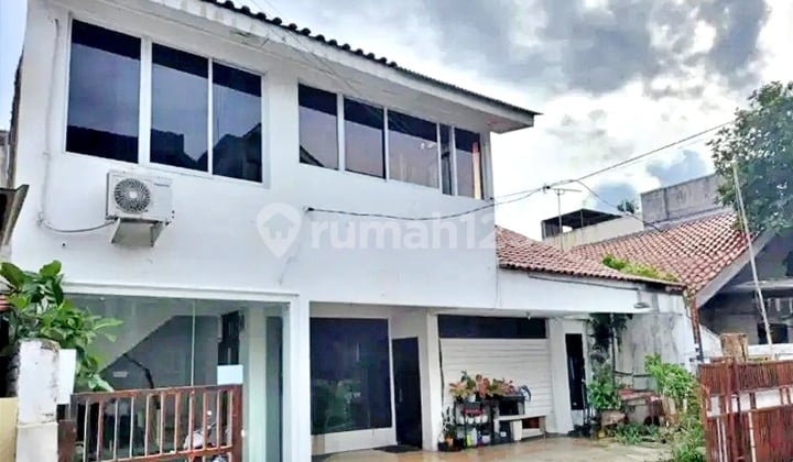 Rumah Kantor Istimewa Area Senopati, Kebayoran Baru, Jakarta