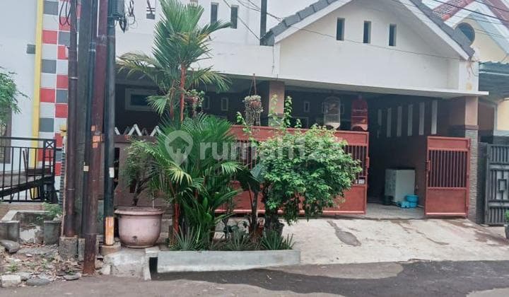 Rumah di Taman Harapan Baru Bekasi