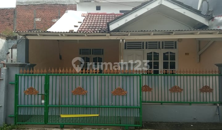 Rumah di Taman Hara Baru Bekasi Rumah di Taman Hara Baru Bekasi