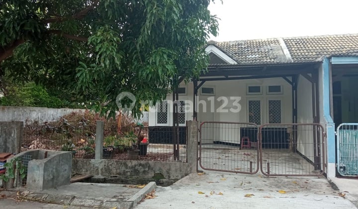 Rumah di Taman Harapan Baru Bekasi