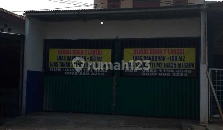 Bantar Gebang main road