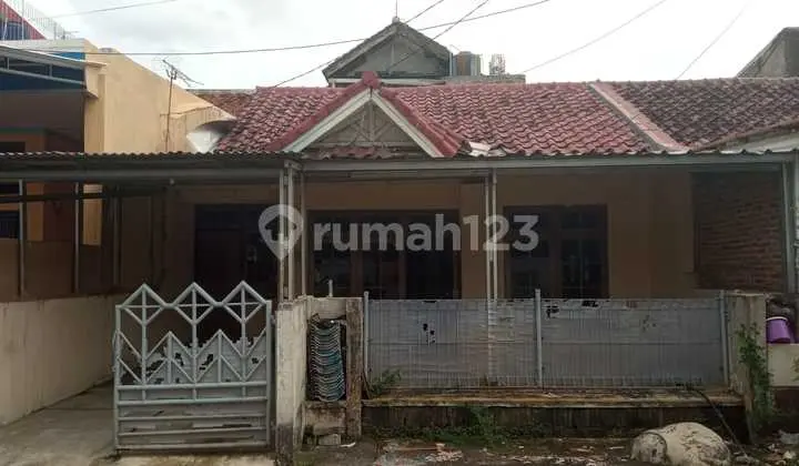 House, 1 Floor, Freehold, in Harapan Indah