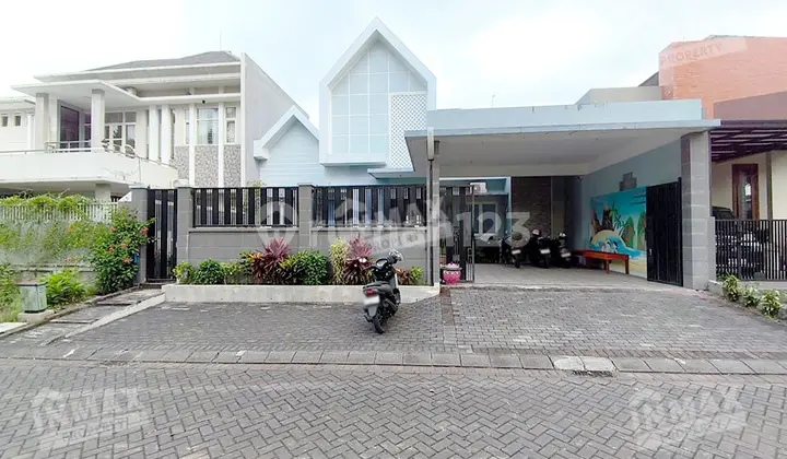 Cocok untuk Usaha dan Tempat Tinggal di Araya