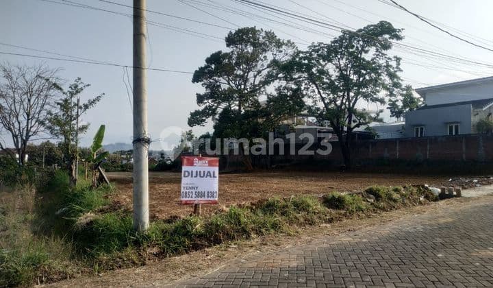 Cocok untuk usaha dekat banyak kampus