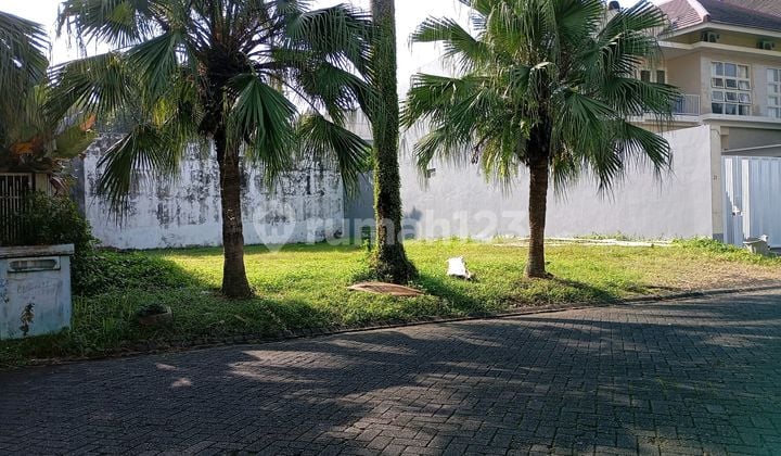 Butuh Uang Di Raya Telaga Golf