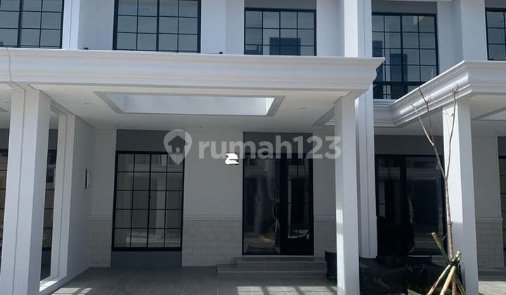 FOR RENT PIK 2 HOUSE SIZE 6 X 12.5 BRAND NEW, ONLY 90 MILLION RUPIAH PER YEAR CHEAPEST!!!