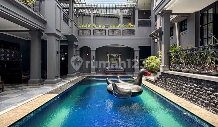 Rumah Mewah Cilandak Siap Huni dan Sangat Terawat, Fully Furnished, Private Pool