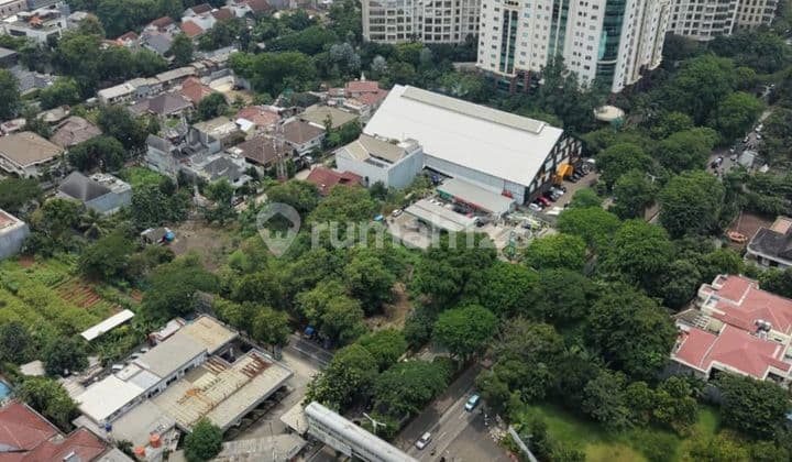 Kavling Simprug Area Komersil, Posisi Hook