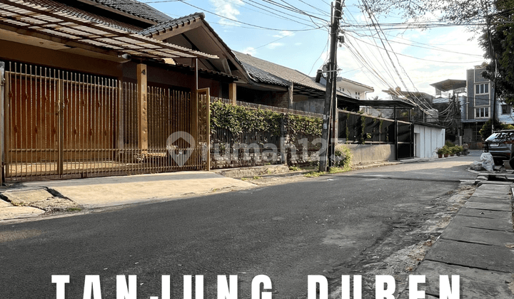 Cheap Modern House in Tanjung Duren Complex Near Central Park and Orchid Garden