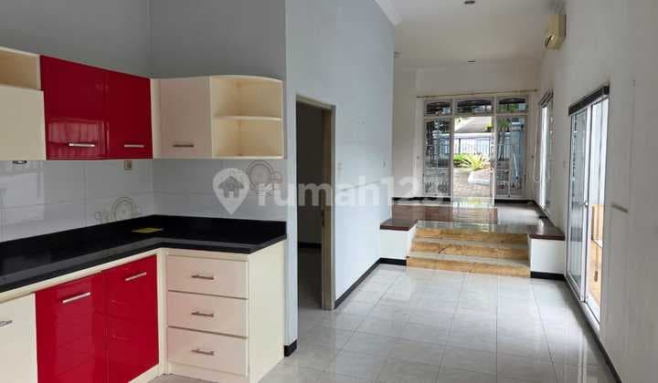 Rumah Siap Huni, Ada Kolam Renang Daerah Gajah Mungkur Semarang - 11090