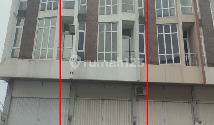 Ready-to-Use Shop House, Suitable for Business and Office in Bizpark - 11098