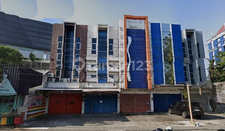 Strategic Shop House, Suitable for Business and Office in Central Semarang Area - 11256