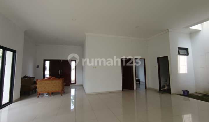 Rumah luas cantik minimalis di kawasan elite puri arga golf bsb mijen semarang 10903
