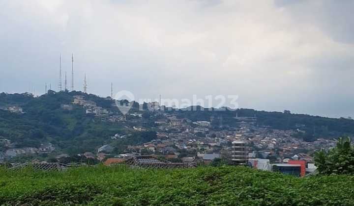 Tanah lebar 14 m ada view kota semarang di kawasan elite graha candi golf jangli semarang 10559