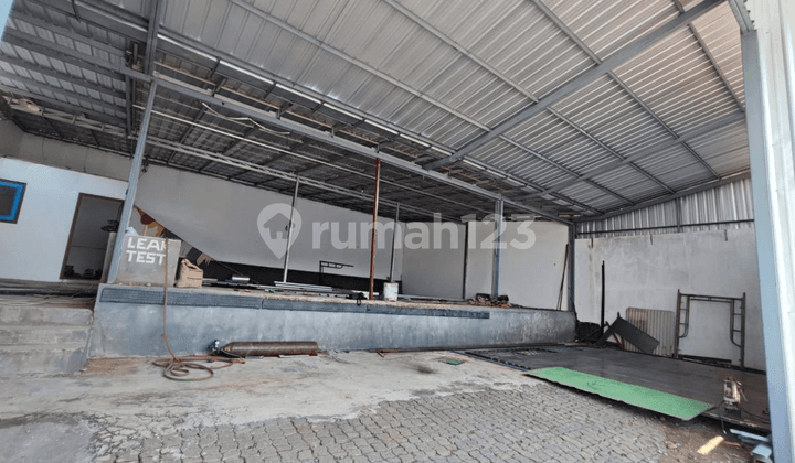 Gudang Siap Pakai Ada Kantoran di Simongan Semarang Barat 11171