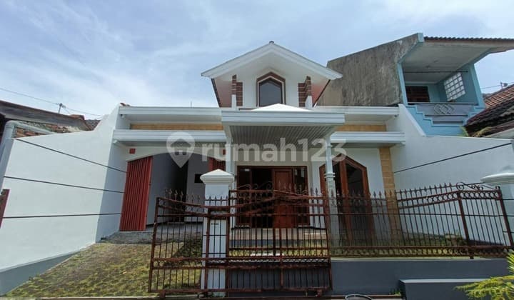 Rumah Cantik Nyaman di Duta Bukit Mas Banyumanik Semarang 11226