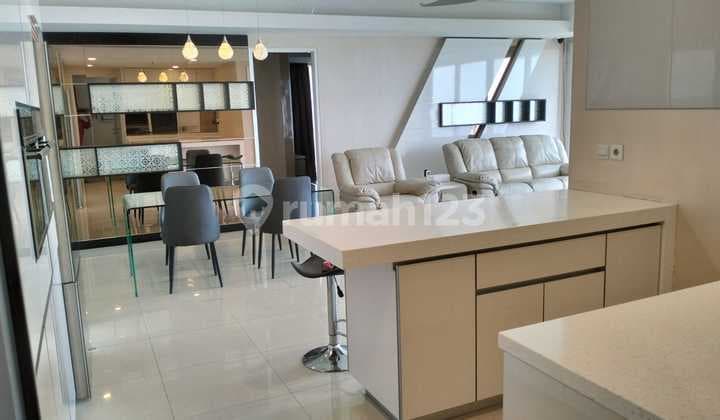 Jual Cepat Apartment Royale Springhill Kemayoran Jakarta Pusat 3 + 1 Br Full Furnish
