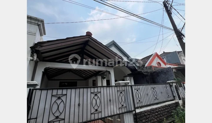 Rumah Manis Minimalis Jatijajar Depok