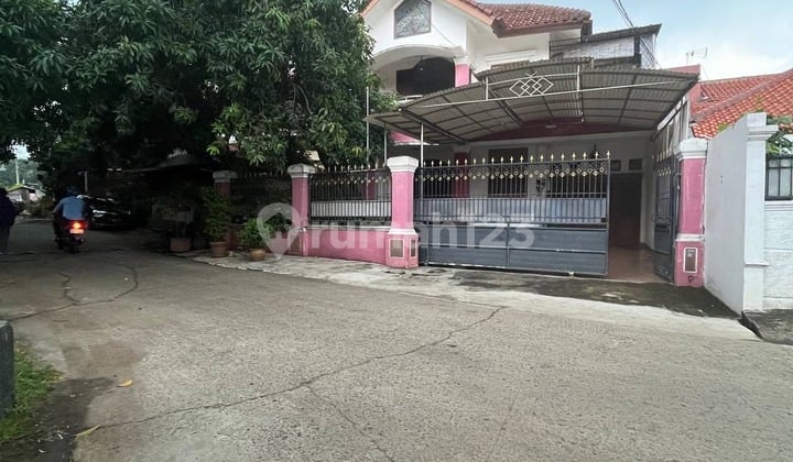 Rumah 3 Lantai Halim Perdana Kusuma