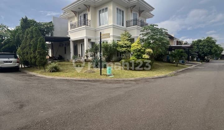 Rumah 2 Lantai Kota Wisata Full Furnished