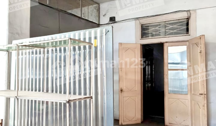 Rumah Lawas Jalan Kudusan Malang,terawat,kawasan Pasar Besar