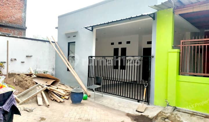RUMAH CANTIK BARU RENOVASI DI MULYOREJO RESIDENCE MALANG