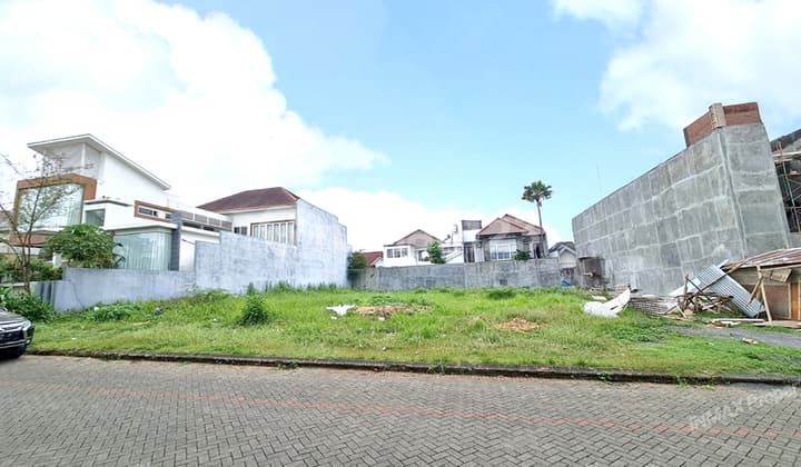 KAVLING TANAH SIAP BANGUN LEBAR 30 METER DI PERMATA JINGGA MALANG