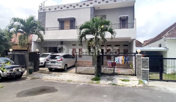 FULLY FURNISHED BOARDING HOUSE NEAR JAGUNG SUPRAPTO MAIN ROAD, MALANG