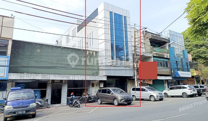 RUKO DAN KANTOR PASAR BESAR MALANG, MEWAH ADA LIFT DI KAWASAN RETAIL DAN GROSIR