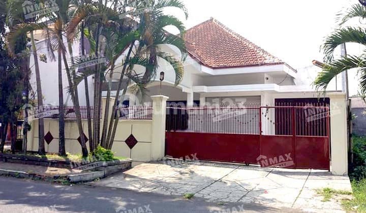 Rumah Murah Nyaman dan Luas Terawat Row Jalan Lebar Tondano Raya