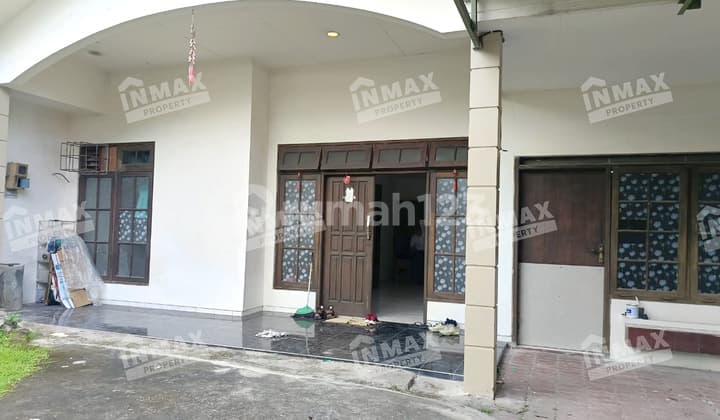 Rumah Darno Permai Utara Bangunan Luas Dekat Polsek dan Mayjen Sungkono dan Dukuh Kupang