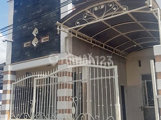 Rumah Tengah Kota Jalan Jaksa Agung Suprapto Dekatsekolah Corjesu dan Rs Saiful Anwar