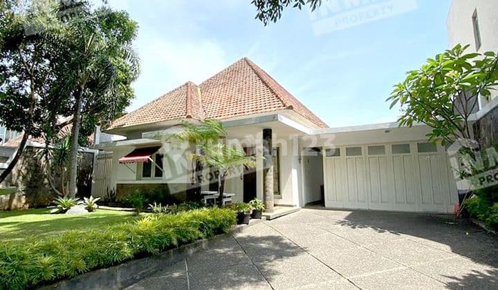 Rumah Vintage Jalan Bandung Malang,bagus,dekat Sekolah Man 2,umm 1,matos
