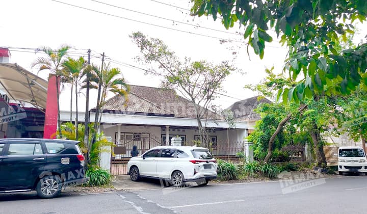 Rumah Lawas Luas 811 M2,Gunung Gunung,Dekat Ijen Boulevard