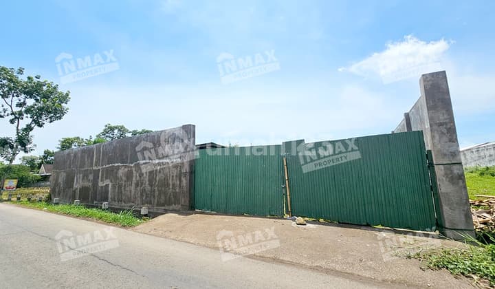 Industrial Zone Land in Pakisaji, Malang, designated for warehouses, Fuso trucks, wingbox, tronton.