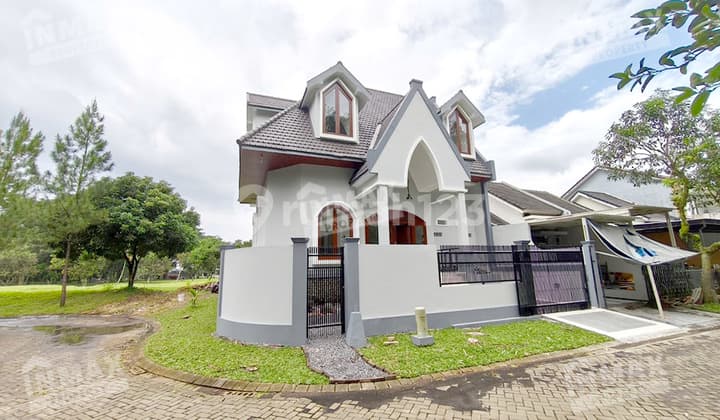 Beautiful Greenwood Golf Araya House Fully Renovated Near Djati Lounge, Binus