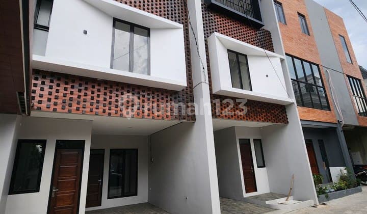 Dijual Rumah Baru Siap Huni Dekat Pejaten Village Jati Padang