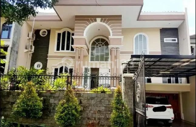 Rumah Mewah Dalam Komplek Elit Hijau Perbukitan Bintaro Jakarta