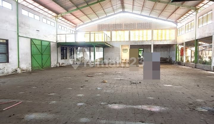 Di jual Gudang Siap Pakai Di Gajah Timur, Gayamsari, Semarang Timur (12.297-AUD)