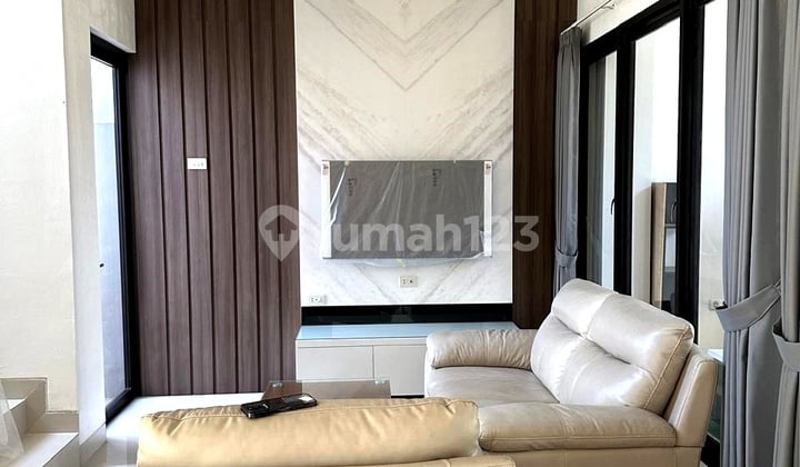 Dijual Rumah Baru 4 Kamar Tidur Full Furnished Bsb City Semarang Barat