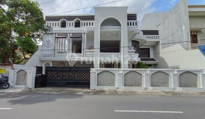 Dijual Cepat Rumah Classic di Denpasar , Bali
