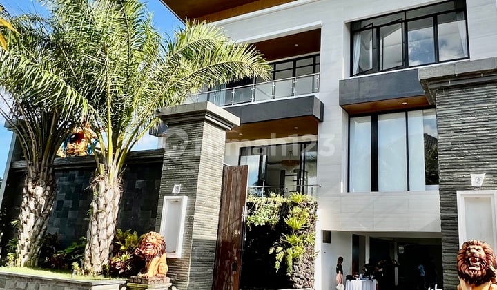 Dijual Villa Mewah Renon Denpasar Bali Dekat Panjer Sanur Sesetan Kuta